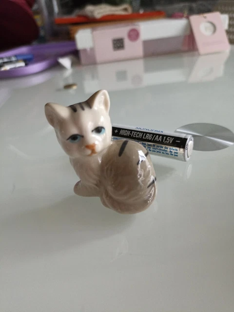 Statue chat blanc en résine 50 cm | Prince Décoration