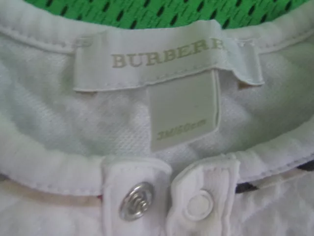 Weißer Strampler von Burberry mit Druckknöpfen 3M / 60 cm 2