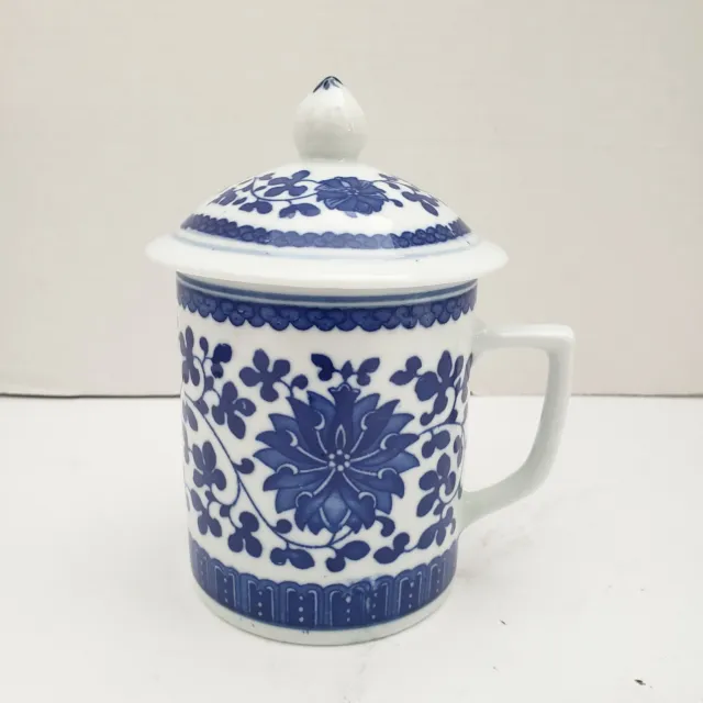 Lidded Chinese Asian Porcelain Coffee Mug Tea Cup Blue And White 12 Fl. Oz
