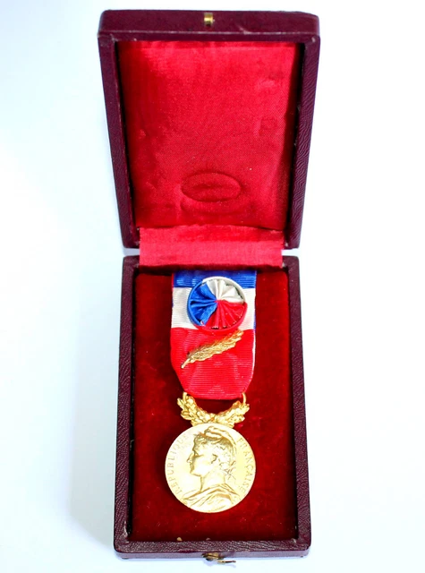 Médaille Ministère Du Travail – MED 025, Bronze, Période 1919-1930, France