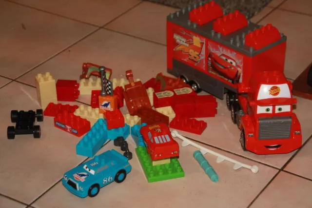 LOT CARS DISNEY JEU CONSTRUCTION MEGA BLOKS VOITURE CAMION Flash Mc Queen