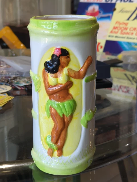 Tiki’s Bar & Grill Waikiki Hawaii Tre Lani Mug Hula Girl Bikini Beach Vtg