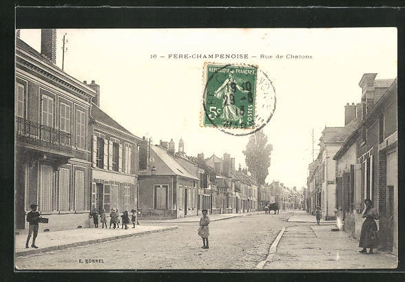 CPA Fère-Champenoise, Rue de Chalons, view from the rue 1913