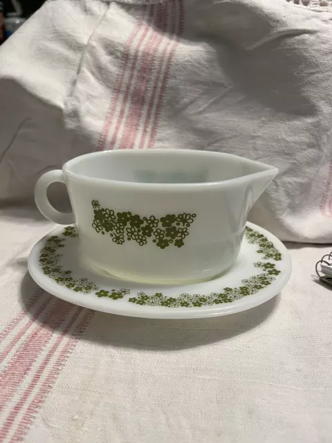 Pyrex Spring Blossom Crazy Daisy Gravy Boat and Under Plate