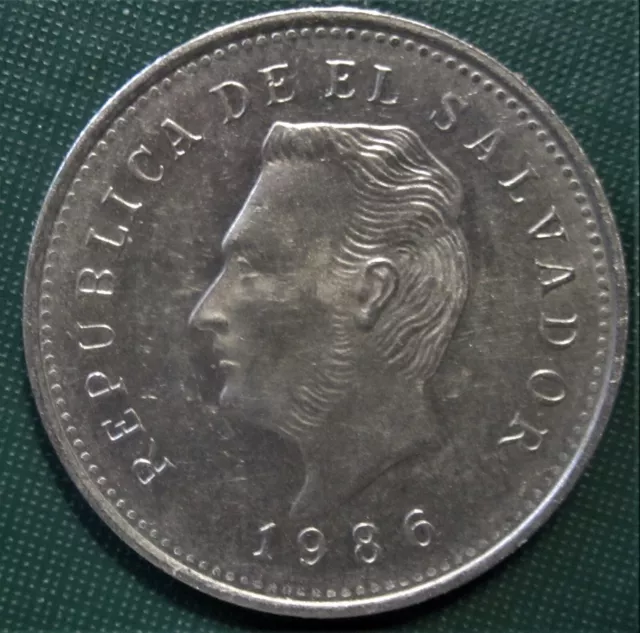EL SALVADOR 1986 Five Centavo Bust of Morazan Cent  Coin LOW SHIP