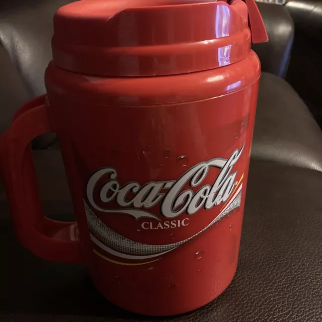 2013 red  Coca Cola classic 64 oz Insulated Travel Mug Jug with Lid USA Coke