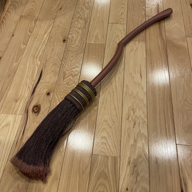 2001 HARRY POTTER Vibrating Broomstick Nimbus 2000 Sounds Halloween