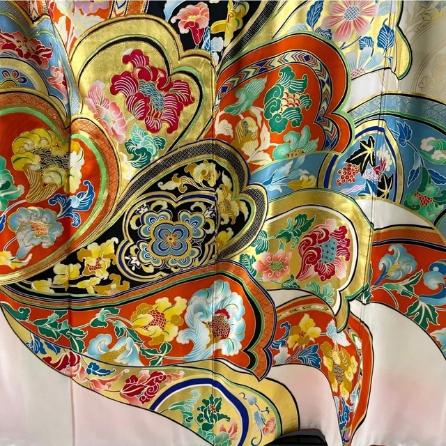 Japanese Kimono Silk FURISODE Floral Gold leaf Embroidery White kimono only 9