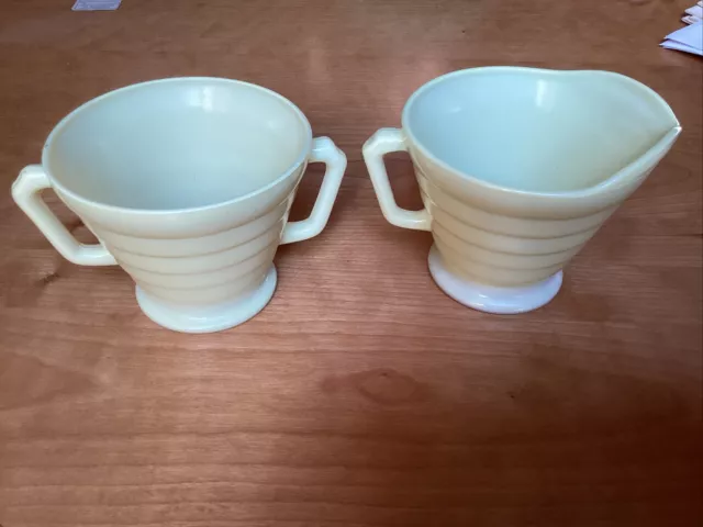 Hazel-Atlas Moderntone Yellow 3" Tall Footed Sugar Bowl and Creamer