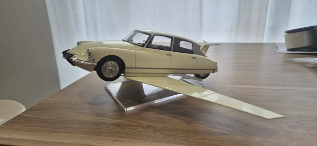 1/43 Citroen Ds Fantomas Le Cerveau Bourvil Vroom a Coller a Peindre