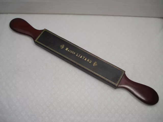 Ancien Aiguiseur Affûteur de Rasoir Coupe Chou