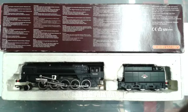 Hornby Class 9F R2016  Model Railway Locomotive Oo Gauge