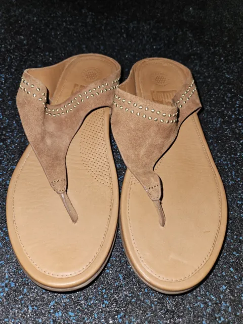 FitFlop Banda Studded Suede Leather Tan Size 7, 8 Toe Thong Sandal New Flip Flop