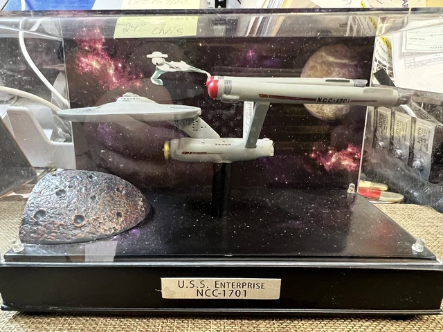 STAR TREK EAGLEMOSS Federation Starship USS Enterprise NCC-1701-A XL Modèle EUR 476,25 - FR - Foto 7