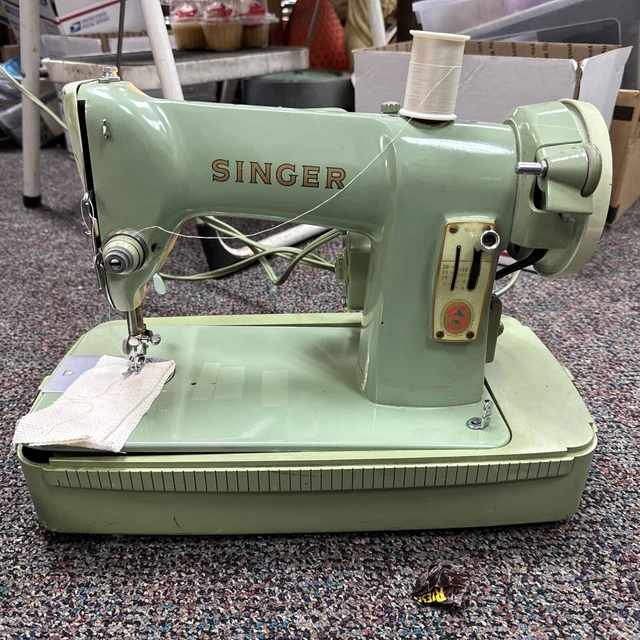 VINTAGE SINGER SIMANCO Green Sewing Machine 185K3 No. Rfj88 W/ Pedal