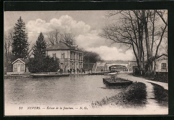 CPA Nevers, Écluse de la Jonction
