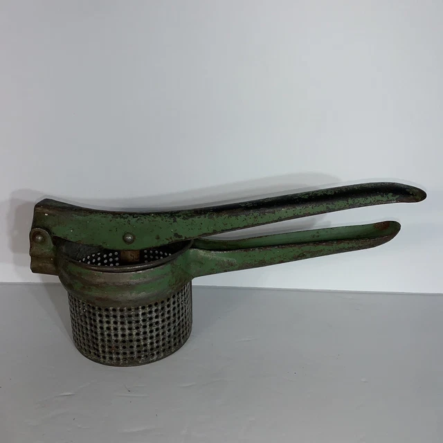 Vintage GREEN Handled Potato Ricer Masher Strainer Kitchen Utensil Farmhouse USA