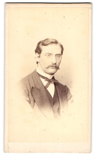 Fotografie H. Th. Hudemann, München, Portrait Dr. Philipp von Brunner, letzter