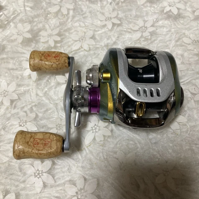MEGABASS DAIWA TD-ITO 103M 5.8:1 Gear Right BaitCasting Reel From