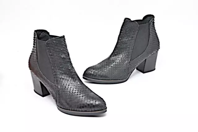 ERIC MICHAEL Black Snake Embossed Leather 3" Heel Ankle Boots w Elastic Sz EU 42 3