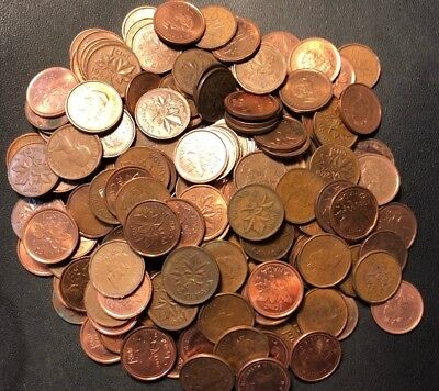 Old Canada Coin Lot - 100 One Cent Pennies - Mixed Dates - Lot #S28
