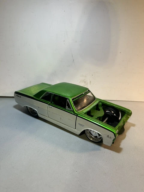 Chevrolet Chevelle Malibu SS 327 1965 - Miniature 1/18 Exact Detail WCC504, Bordeaux