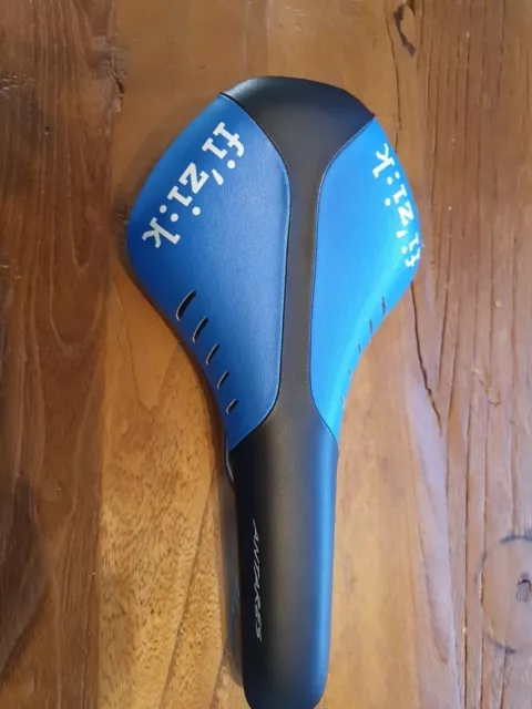 Fizik Antares R3 Carbon Saddle K:ium Rails Black/Blue