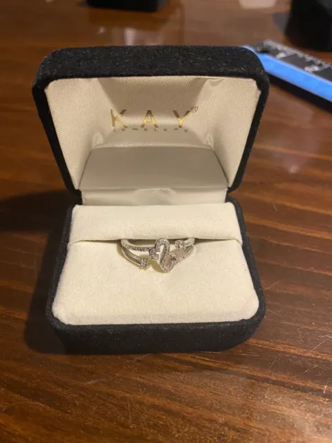 #47) Jane Seymour Sterling Silver 1/8ct Open Hearts Diamond Ring Missing One Dia