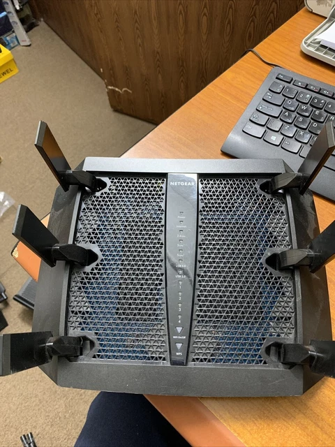 Router WiFi NETGEAR AC3200 (R8000) Router WiFi Tri-Band Nighthawk, 3,2 Gbps
