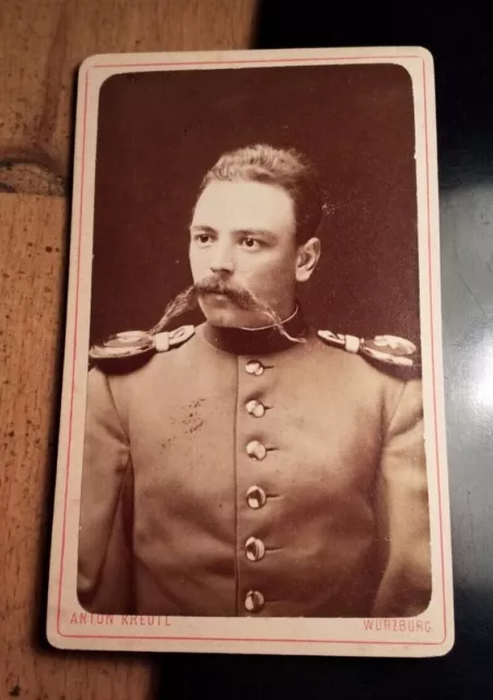 Soldat Offizier mit Bart in Uniform Regiment KB IR 9 / CDV Anton Kreutl Würzburg
