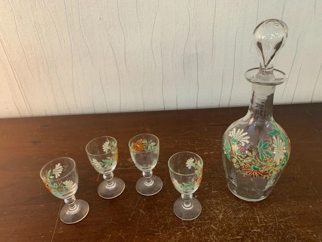 Ensemble 4 verre et 1 carafe en verre Legras (prix du lot)