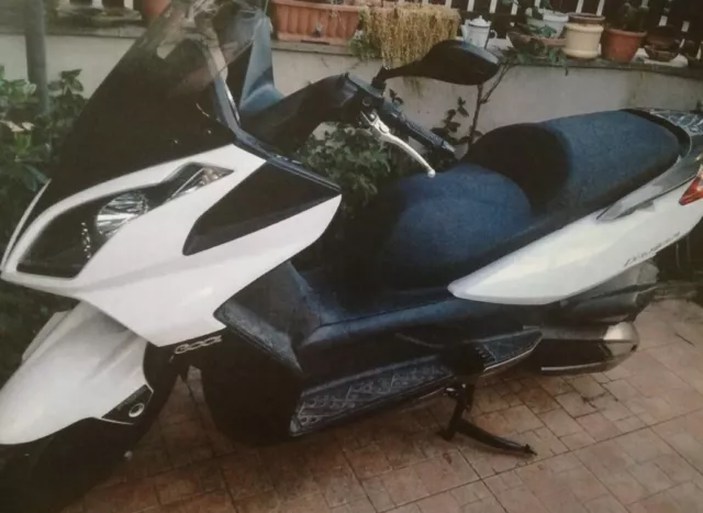 scooter Kymco downtown 300i abs