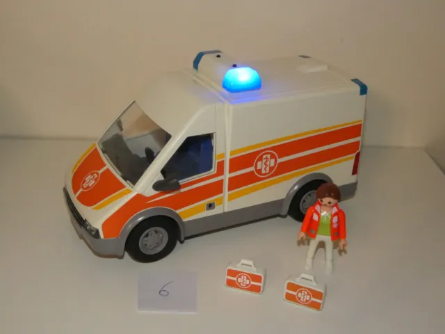Playmobil Krankenwagen Einsatzwagen mit Licht und sound  (NR.6)