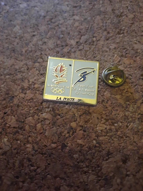 Pin's JO Jeux Olympiques La poste Albertville parcours flamme - Pins