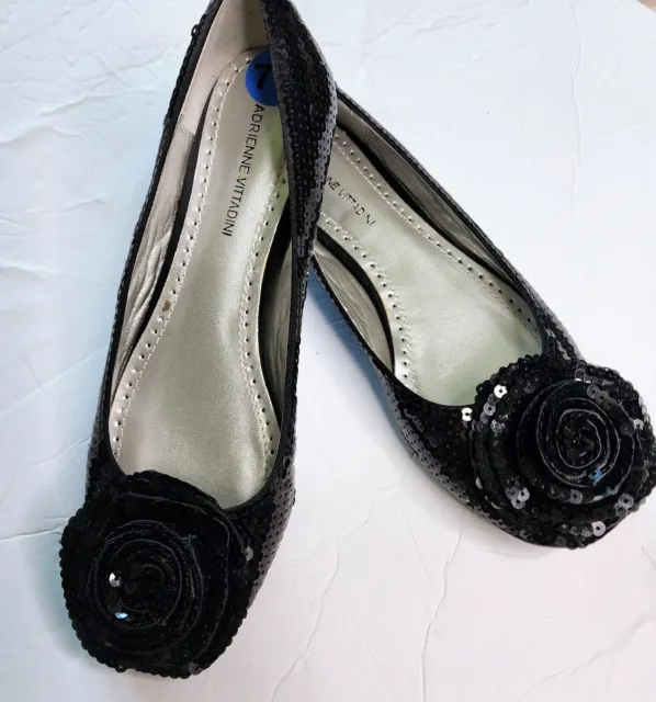 Adrienne Vittadini Sz 7.5 NwoT Black Sequin Round Toe Flats Sparkle Shoes W Rose