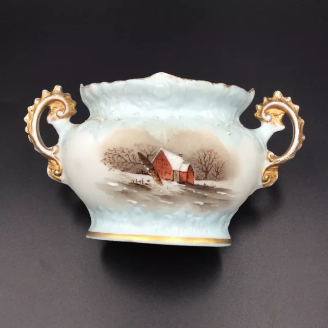 Jardinière Miniature en Porcelaine Peinte et Partiellement Emaillée Neige Hiver