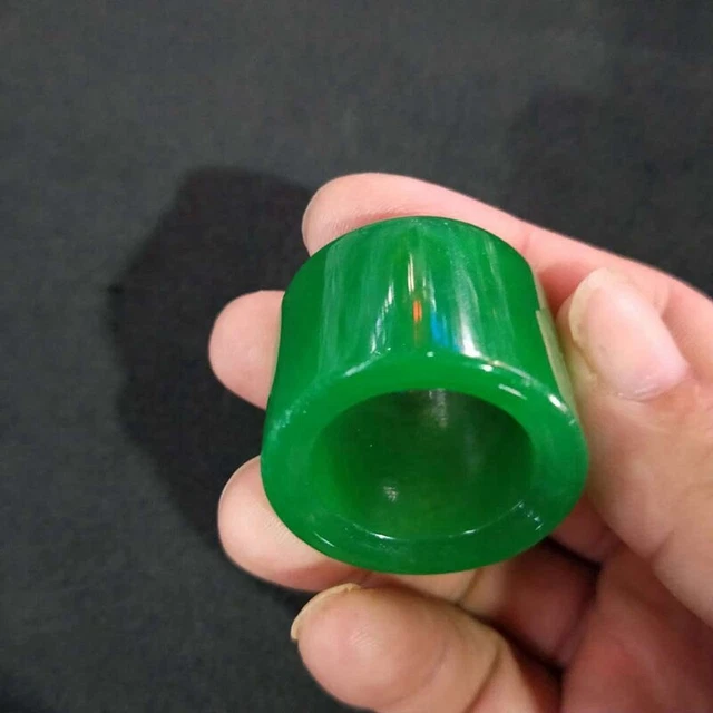 Exquisite old Chinese Handmade green jade ring noble Man