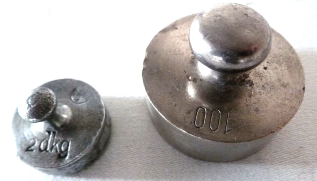 2 kleine, alte Waagen Gewichte Krämer Kaufmanngewichte verm.  Messing vernickelt