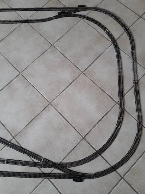 Fleischmann H0 - 6157 - Rails - 2x Aiguillages à trois