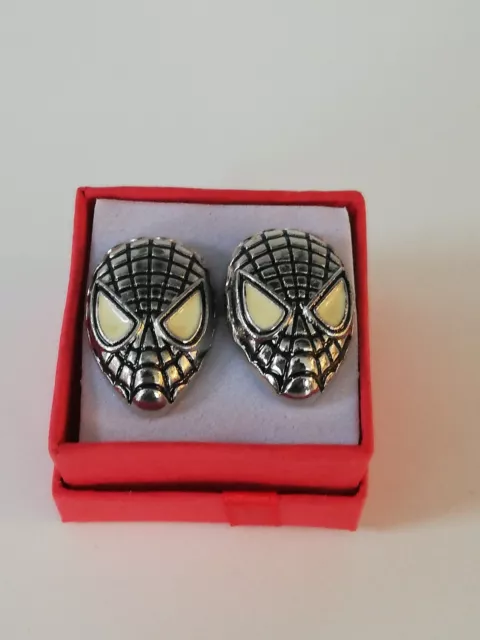 Marvel Super Heros Spiderman Shield Metal Cufflinks New In Box.