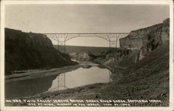 RPPC No. 556. Twin Falls-Jerome Bridge,Snake River Gorge,Southern Idaho.,ID