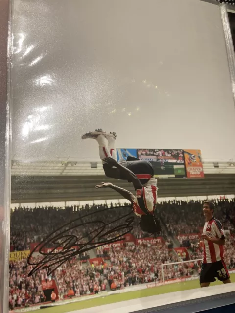 Huge Kenwyne Jones 16x12 Signed  Photo Sunderland Stoke City FC football