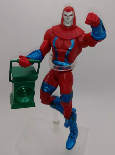 Mattel 2010 Wave 1 DC Universe Classics Manhunter W/ GL Power Battery Figure...