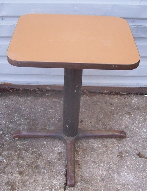Restaurant Equipment 23.5" x 19" TABLE WITH BASE 29" tall