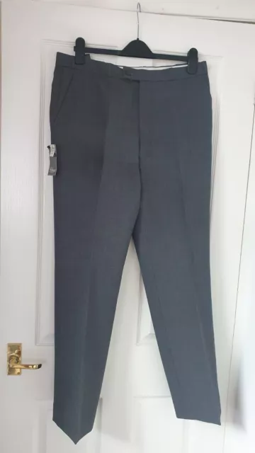 Nuovissimi pantaloni da uomo Debenhams grigio poliestere, L36"", gamba 31,5"" L42" 8223