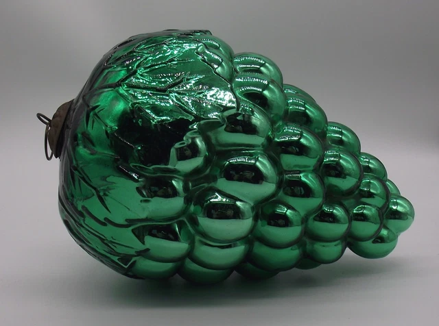 ANCIENNE BOULE DE NOEL PERSONNAGE VERRE Eglomisé Mercerisé Ex URSS Collection D 111116
