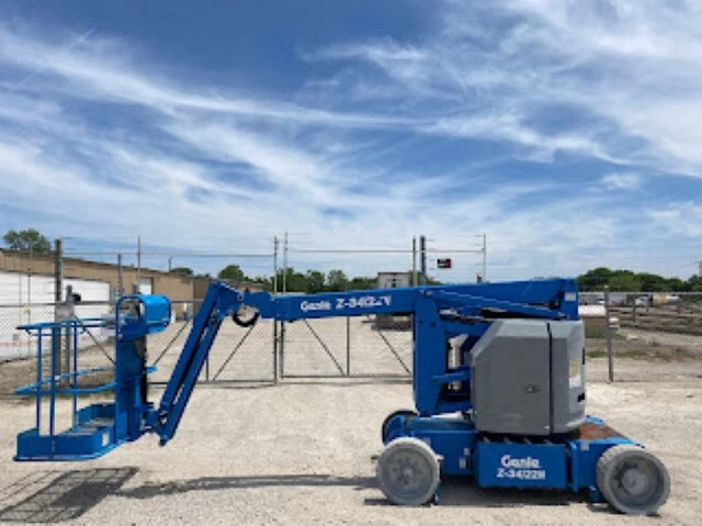 Genie Z34/22N Articulating Electric  Boom Lift With Jib Brand New Batteries