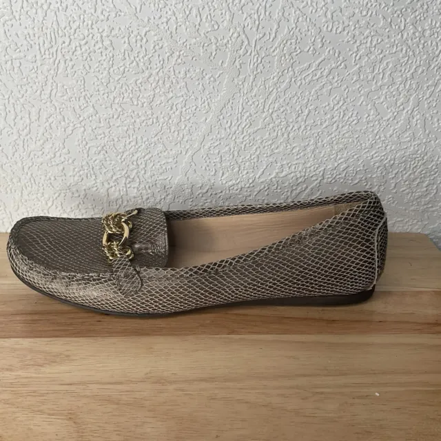 Stuart Weitzman Size 11 M FUELCHAIN Snakeskin Leather Loafers Womens Shoes EUC
