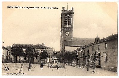 CPA 54 - MARS LA TOUR (Meurthe et Moselle) - Place Jeanne-d'Arc, Musée, Eglise