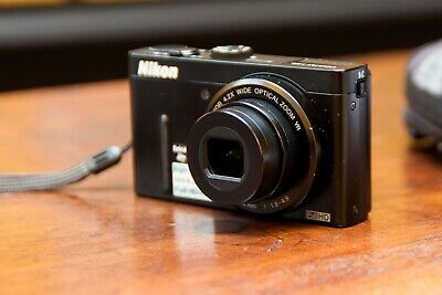 Nikon Coolpix P300 sensore da 12.2 megapixel Fotocamera Digitale + accessori